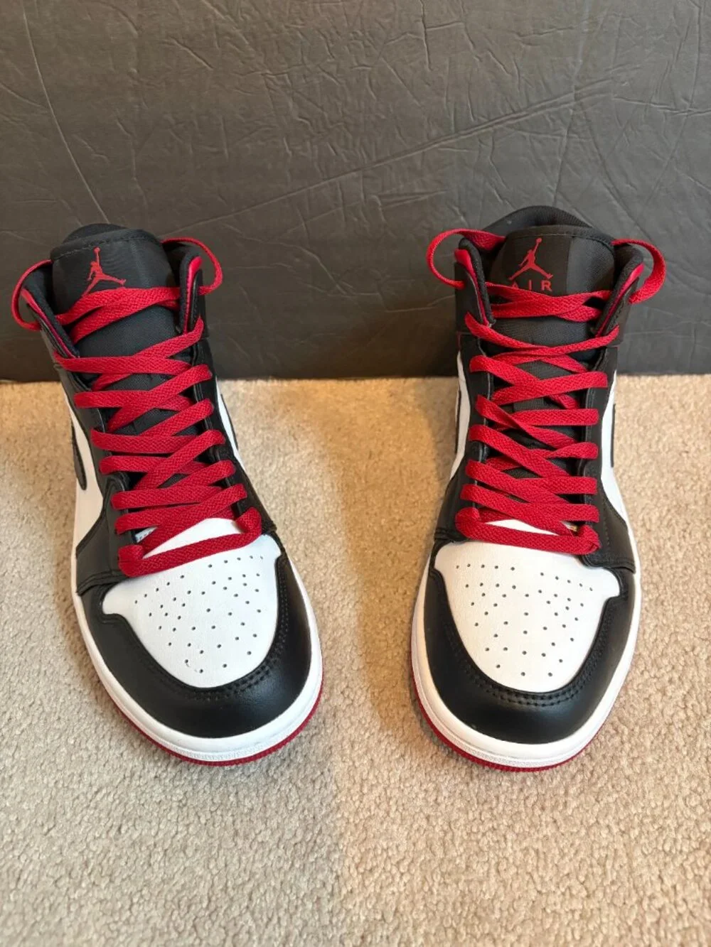 Nike Air Jordan 1 Mid Shoes Retro Gym Red Black Toe White Men's Size 9.5 NWOT